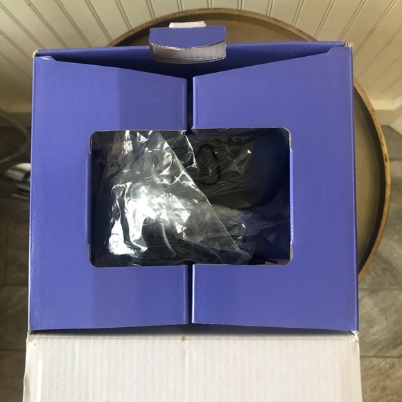 YOUNG LIVING ROSE DIFFUSER PURPLE | NEW IN BOX - Picture 6 of 9